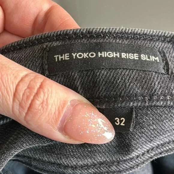 Denim Forum Aritzia The Yoko High Rise Slim Size 32 Button Fly Distressed - Picture 4 of 12